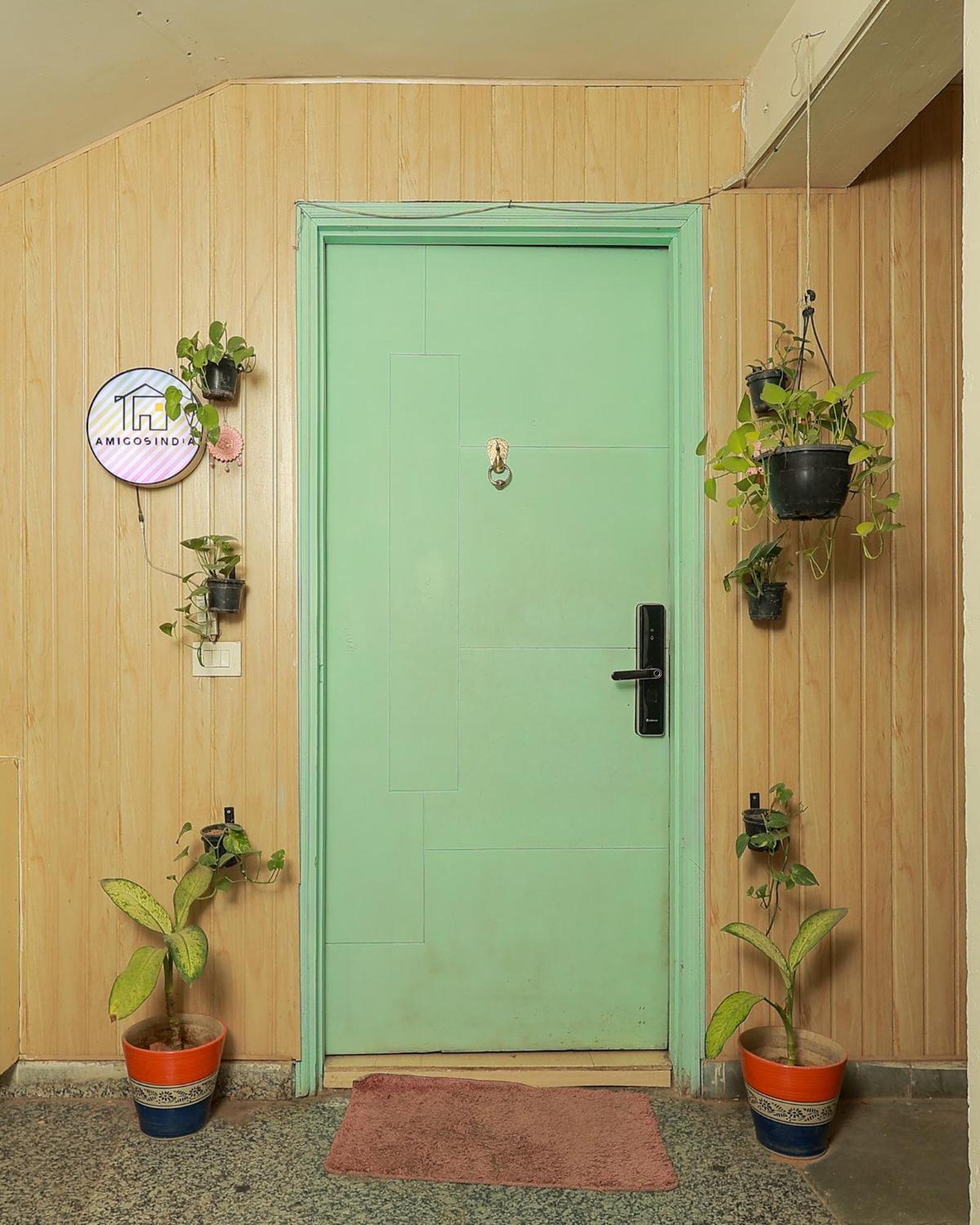 Hostel Amigosindia Neu-Delhi Exterior foto